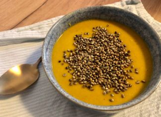 Krem z pomarańczowych warzyw