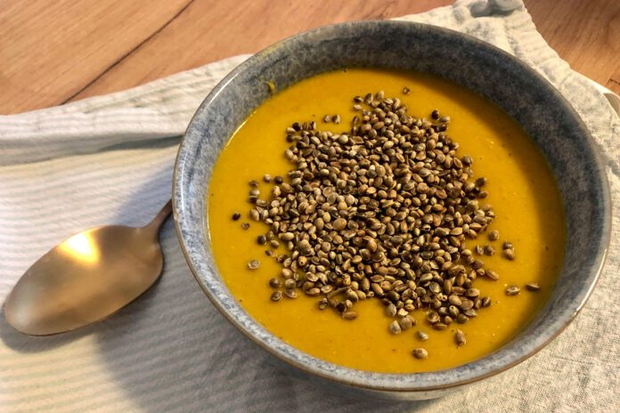 Krem z pomarańczowych warzyw Krem z pomarańczowych warzyw