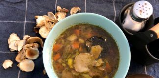 Zupa minestrone z grzybami