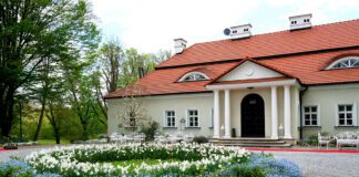 Gdzie fortelem uratowano dziedzica przed śmiercią