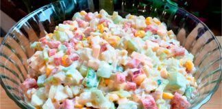 Sałatka z kabanosem i porem