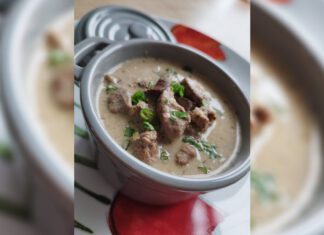 Wątróbka w sosie śmietanowym z majerankiem