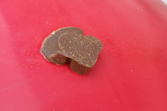 Szczepionki zrzucane z samolotu Szczepionki zrzucane z samolotu