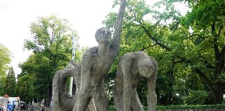 Ministerstwo Kultury inwestuje w renowację tarnowskiego Pomnika Ofiar Wojny i Faszyzmu przy Starym Cmentarzu