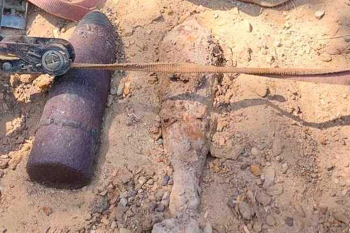 Niewybuch znaleziony w stodole Niewybuch znaleziony w stodole