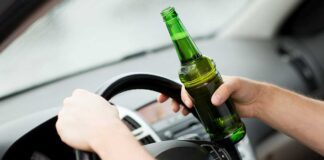 Pijany 62 latek przyjechał samochodem na zakupy