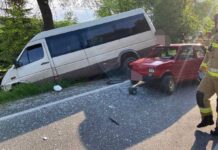 Poważny wypadek z udziałem trzech pojazdów