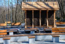 Zepsuta tężnia solankowa na Górze św Marcina w Tarnowie