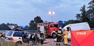 Dąbrowa Tarnowska tragiczny wypadek na DK73 Nie żyją trzy osoby