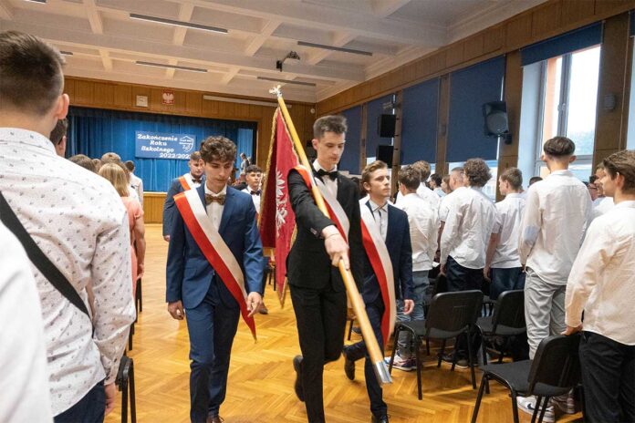 Koniec lekcji czas na wakacje