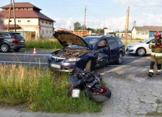 Lisia Góra Zderzenie motocyklisty z samochodem osobowym