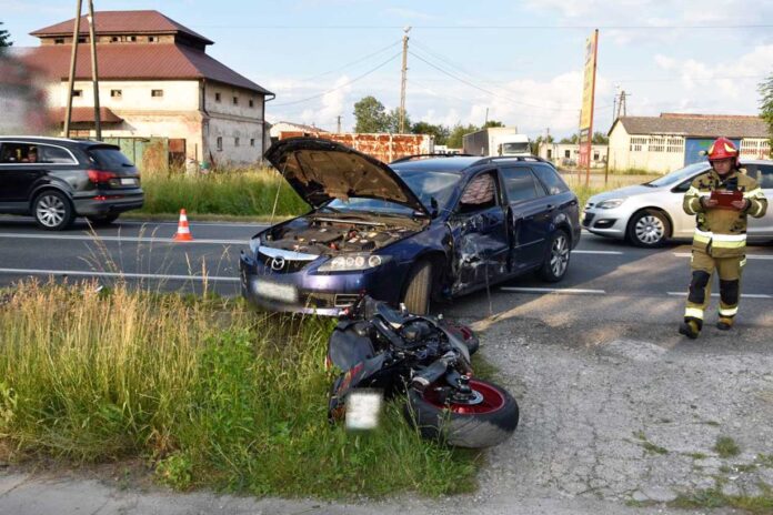 Lisia Góra Zderzenie motocyklisty z samochodem osobowym