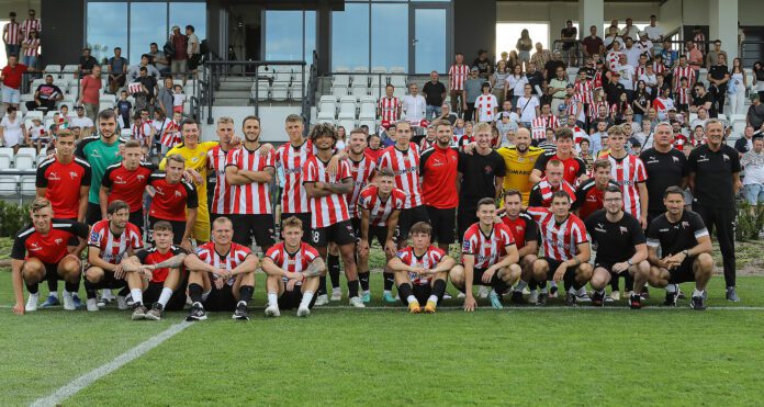 Cracovia - piłka nożnaa Piłka nożna