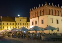 Księżyc Rynek Tarnów