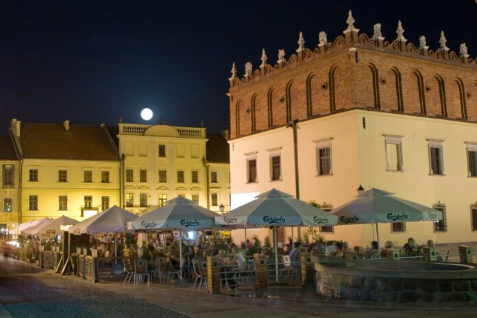 Księżyc Rynek Tarnów