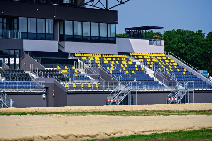 Stadion lekkoatletyczny w Tarnowie-Mościcach