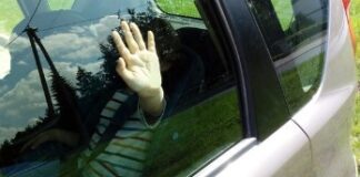 dziecko słońce samochód