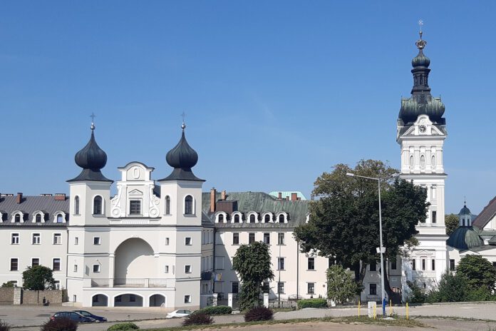 Sanktuarium Matki Boskiej Tuchowskiej