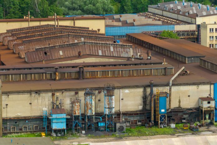 Tamel zwalnia pierwszych pracowników