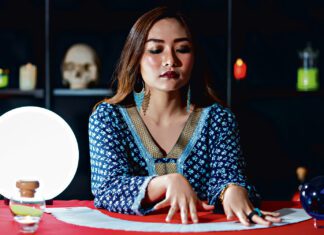 Wróżka Adela Tuszakowska jasnowidz ezoteryk