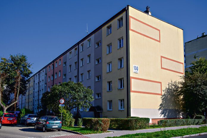 Czy w mniejszych PRL-owskich blokach pojawią się windy