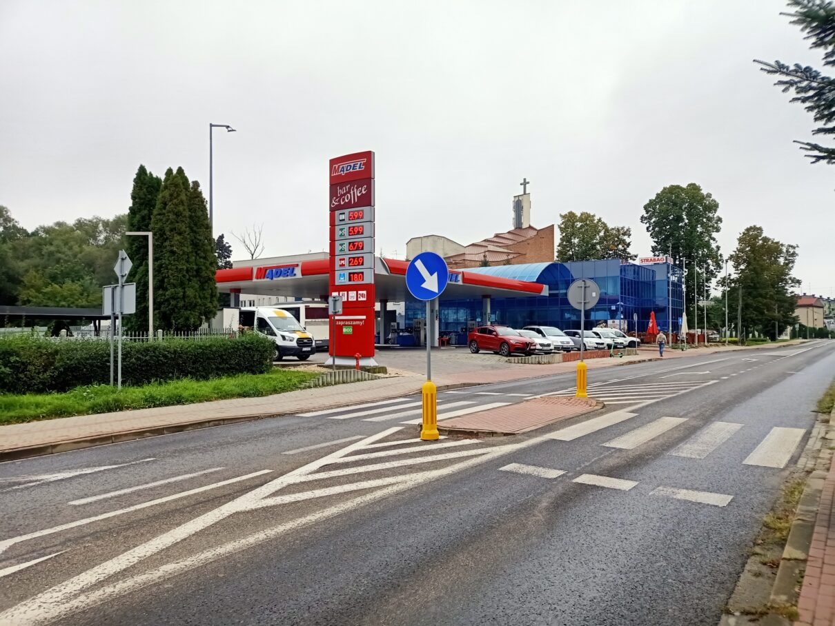 Stacja benzynowa Mostowa