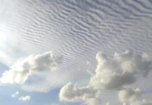 Ko nam zaorał… niebo? Chmury