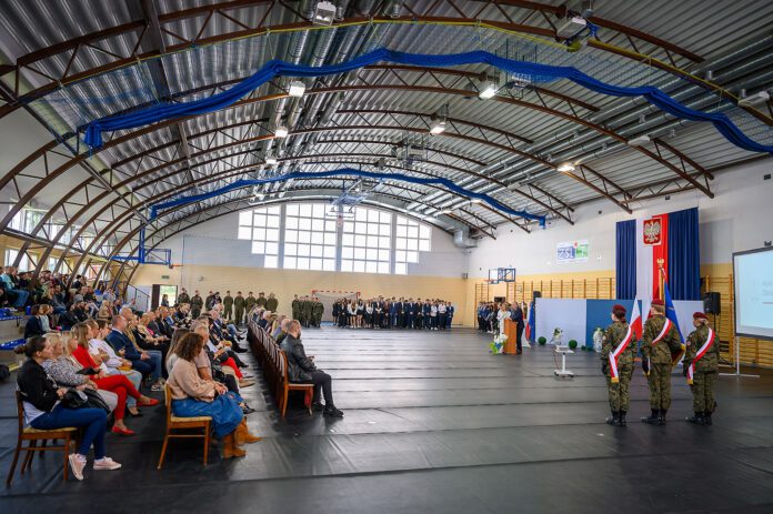 Wirtualna strzelnica w Wojniczu, fot. Paweł Topolski