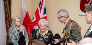 List uznania za bohaterską postawę, Fot. UM w Tuchowie