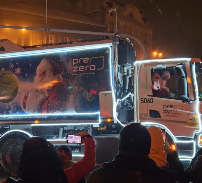 Św. Mikołaj w śmieciarce