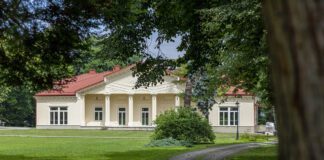 Zbylitowska Góra - Dwór