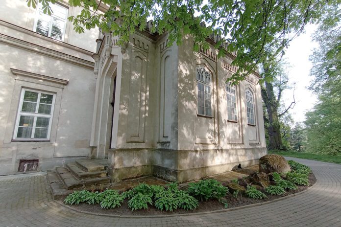 Sarkofag wróci do kaplicy Sanguszków, ale prawdopodobnie nie tej w zabytkowym parku… | Fot. Dawid Drwal TEMI