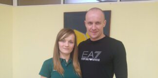 Sylwia Wiatr z sędzią Szymonem Marciniakiem