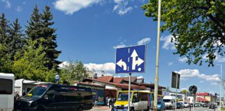 Busy tamują ruch w centrum Tarnowa