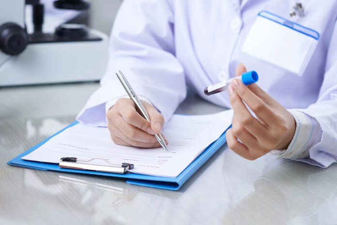 Results of blood test Próbki do badań