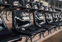 Nowe krzesełka stadionowe we Frankfurcie są też dziełem tarnowskich Azotów