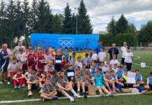 Wspólne zdjęcie uczestników turnieju