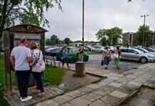 Zbyt krótki czas darmowego parkowania przy szpitalu