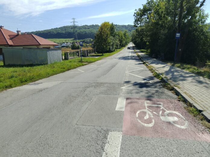 Ścieżka rowerowa al. Tarnowskich