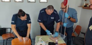 Defibrylatory AED dla dąbrowskich policjantów