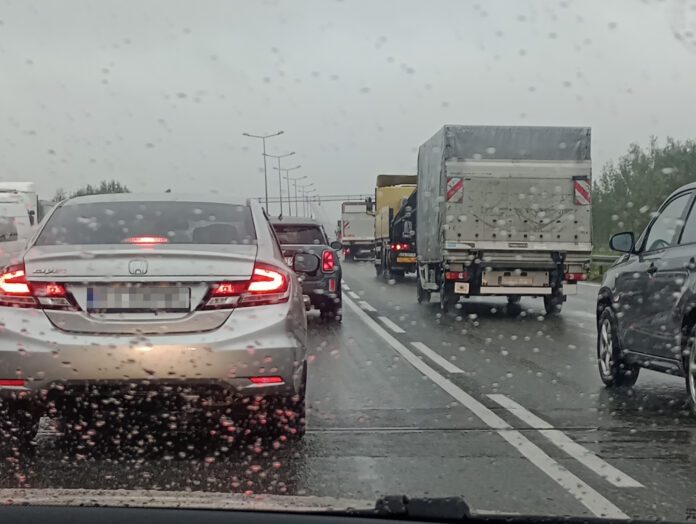 Trudne warunki na małopolskich drogach