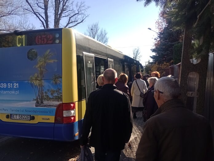 Przepełnione autobusy MPK Tarnów