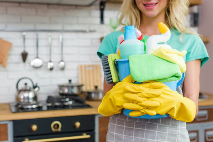 Jak sprzątać szybciej - Triki na codzienne porządki w domu