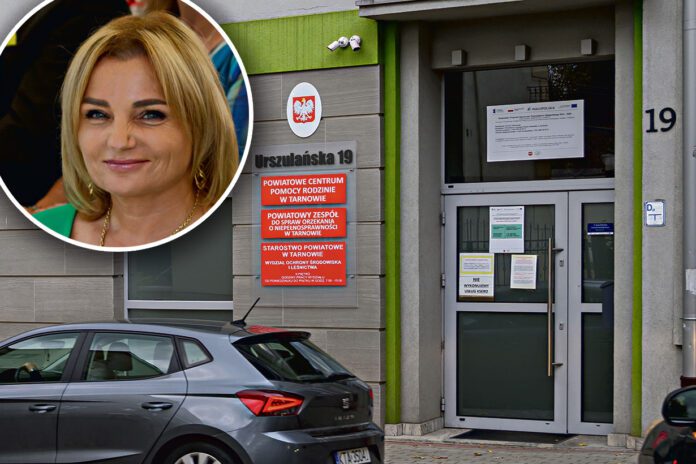 Mobbing-w-Powiatowym-Centrum-Pomocy-Rodzinie Mobbing w Powiatowym Centrum Pomocy Rodzinie