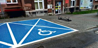 Niepełnosprawni bez kart parkingowych