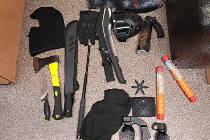 Policjanci zatrzymali pseudokibiców