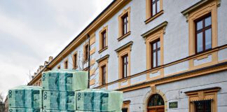 Dwanaście milionów zł dla pokrzywdzonych ministrantów diecezji tarnowskiej