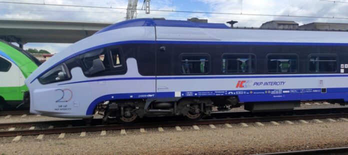 Pendolino-wciąż-zapewnia-najdogodniejsze-połączenie-z-Tarnowa-do-stolicy Pendolino wciąż zapewnia najdogodniejsze połączenie z Tarnowa do stolicy