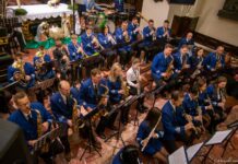 Orkiestra Dęta z Tuchowa kolędowała w Sanktuarium Matki Bożej