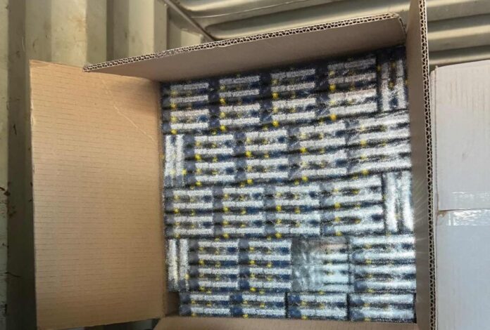 50-latek odpowie za handel papierosami bez akcyzy, fot. KMP w Tarnowie